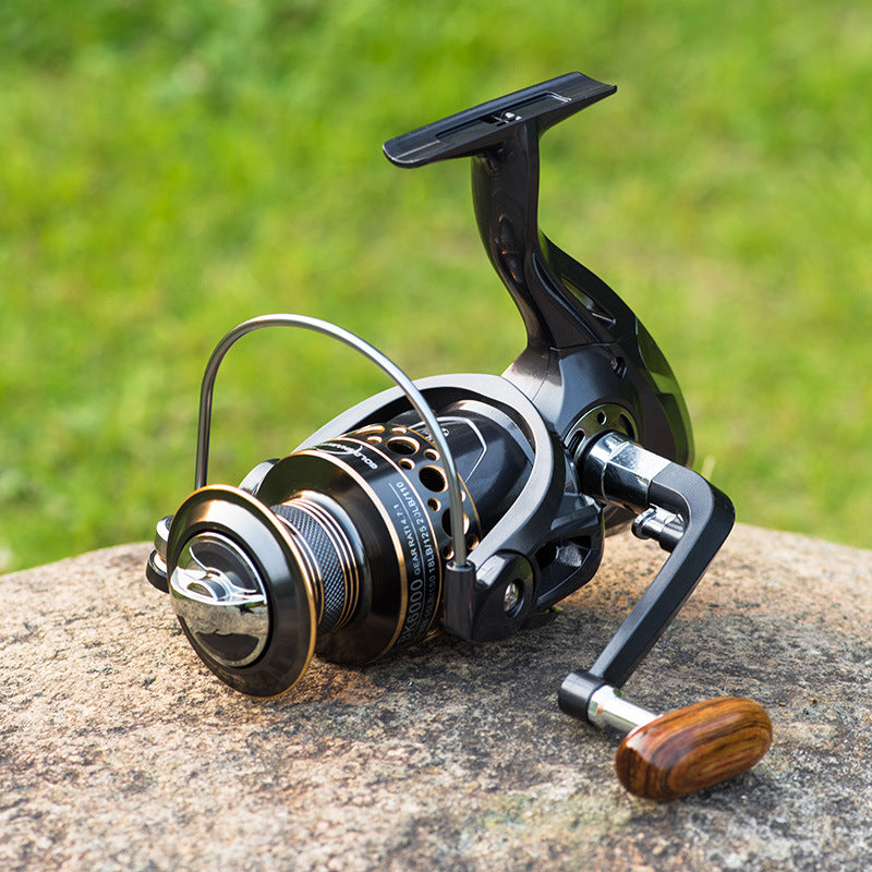 Explore the Great Outdoors with Our Telescopic Fishing Rod Combo