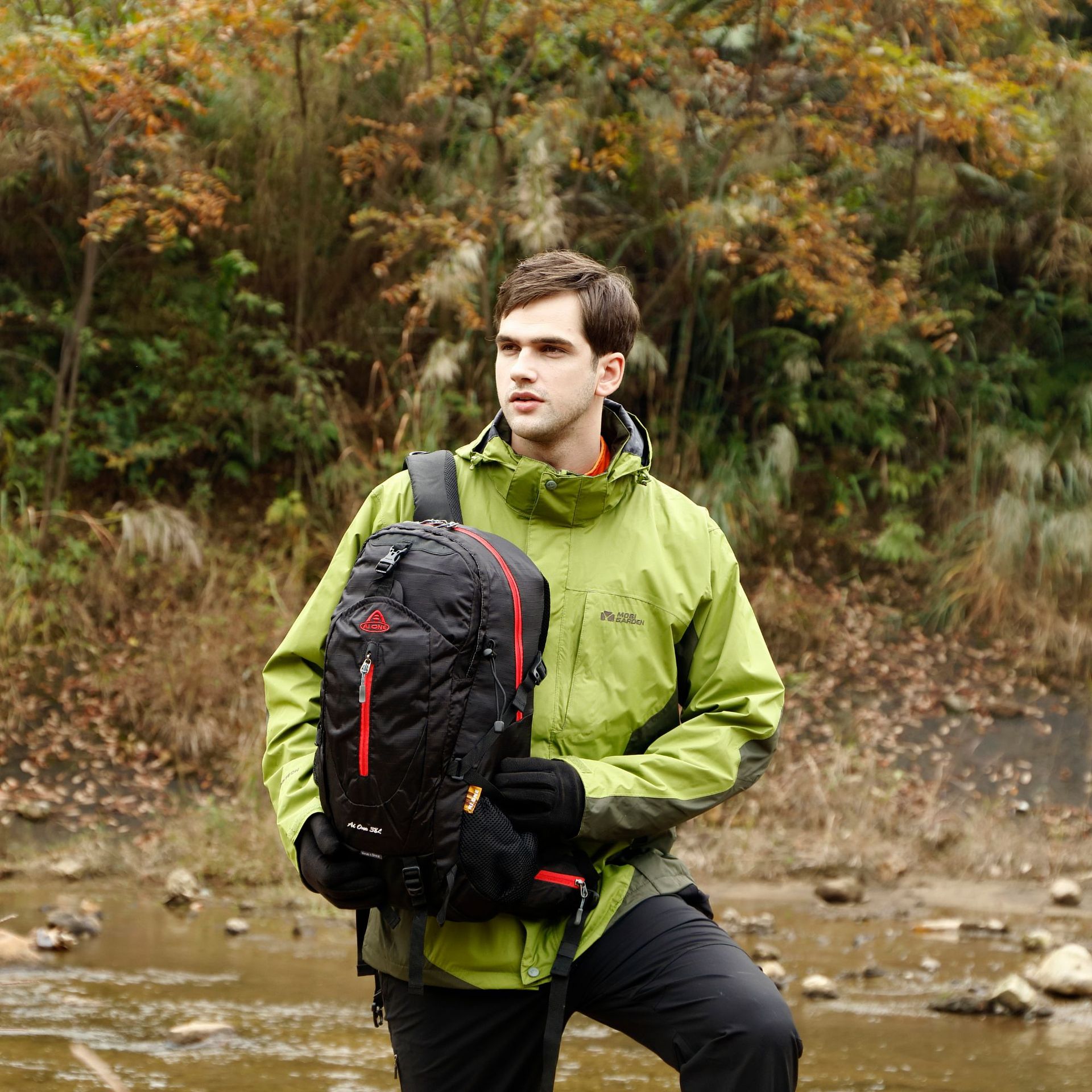 Outdoor Mountaineering Hiking Nylon Backpack